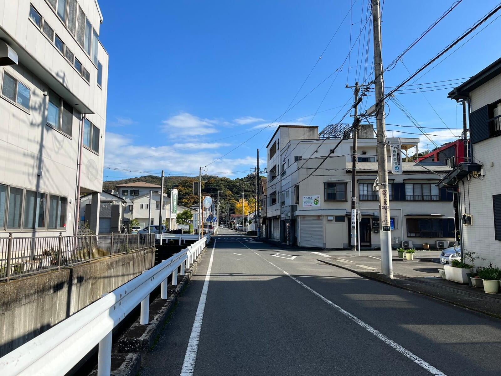 伊東のお宿秀在の道